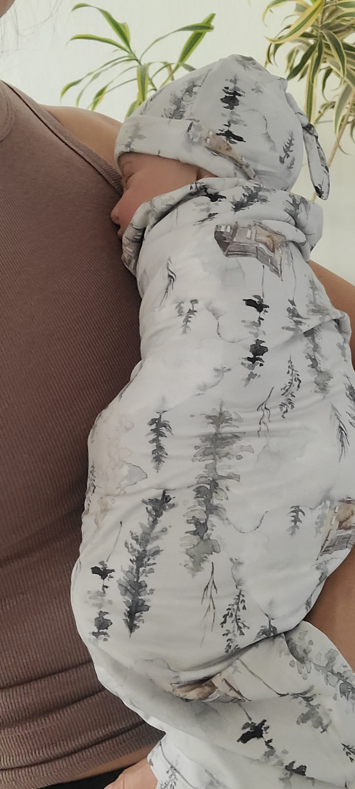 Bosque Swaddle con gorro